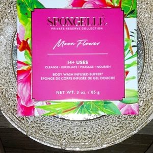 Spongelle Moon Flower Body Buffer